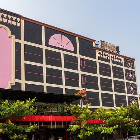 Reddoorz Plus Near Chadstone Mall Bekasi Exteriör bild