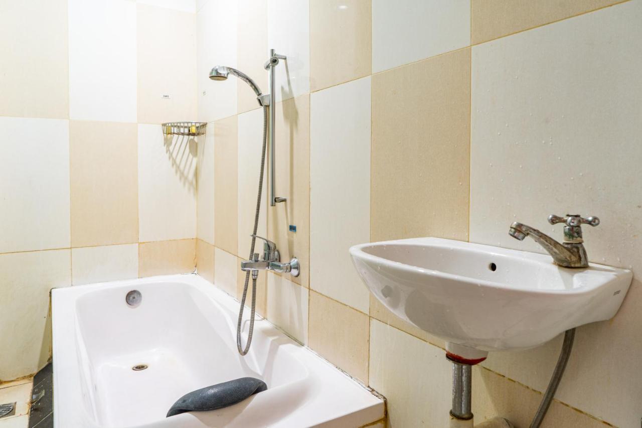 Reddoorz Plus Near Chadstone Mall Bekasi Exteriör bild